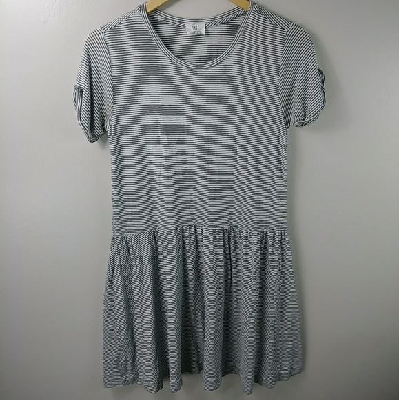 Zara Dresses & Skirts - Zara dress striped small